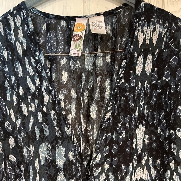 MIMI CHICA Button Up Tie Waist Sheer Blouse Size Small - Picture 3 of 9